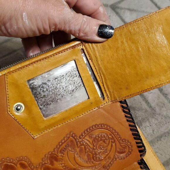 Vintage Hand tooled leather shoulder bag, 6x9 Reversable Amazing Details - Picture 8 of 16